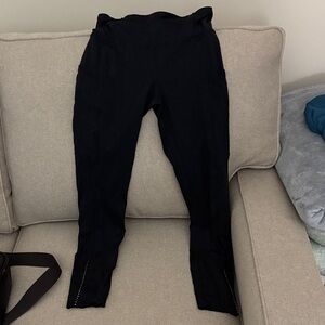 Lululemon Wunder Train Black Leggings with pockets 25” ankle length